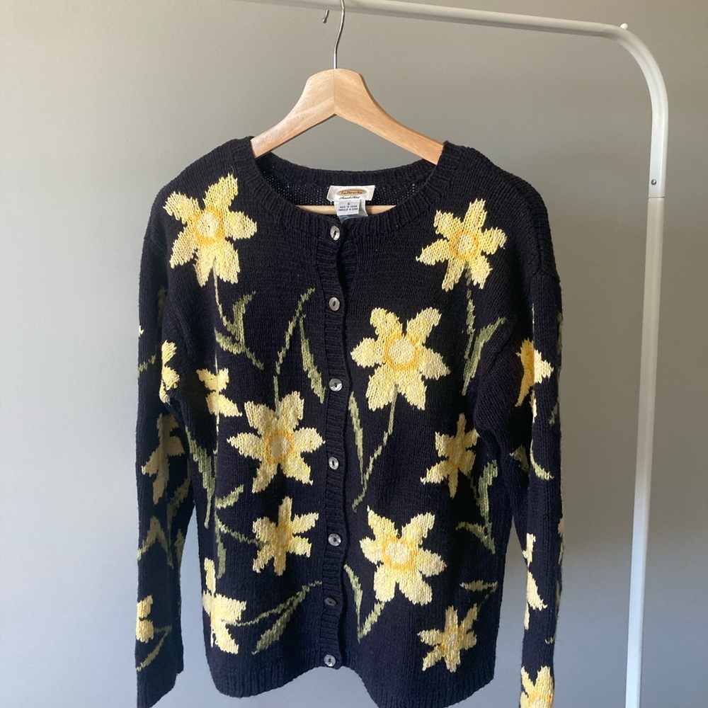 Talbots Hand Knit Women's cardigan - floral